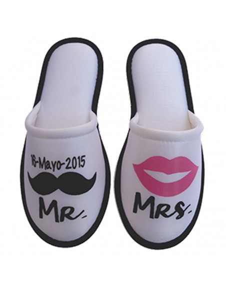 Pantuflas: satin, o toalla a dos tintas en serigrafia.