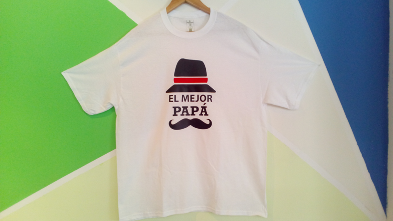 Playera Yo festejo el Día De mi Padre Diseño El mejor Papa